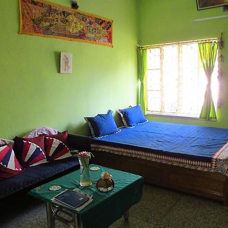 Pubali Homestay Bolpur Bagian luar foto