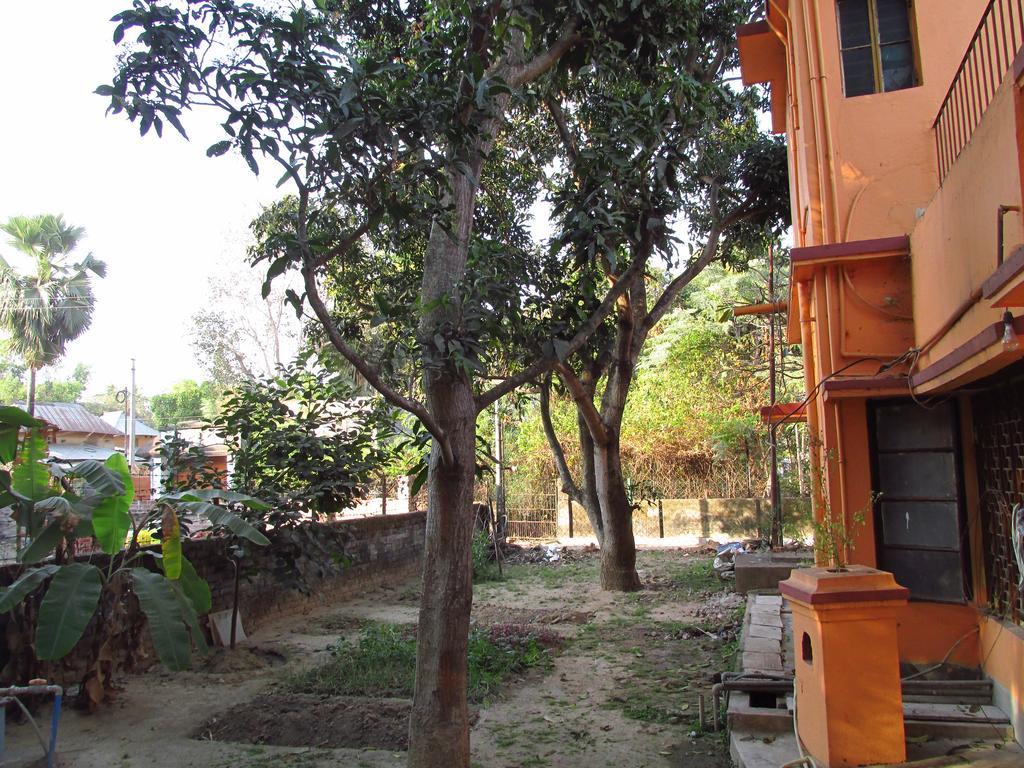 Pubali Homestay Bolpur Bagian luar foto