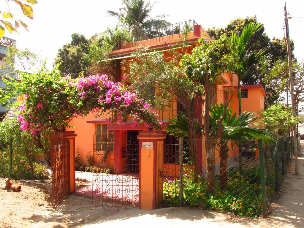 Pubali Homestay Bolpur Bagian luar foto